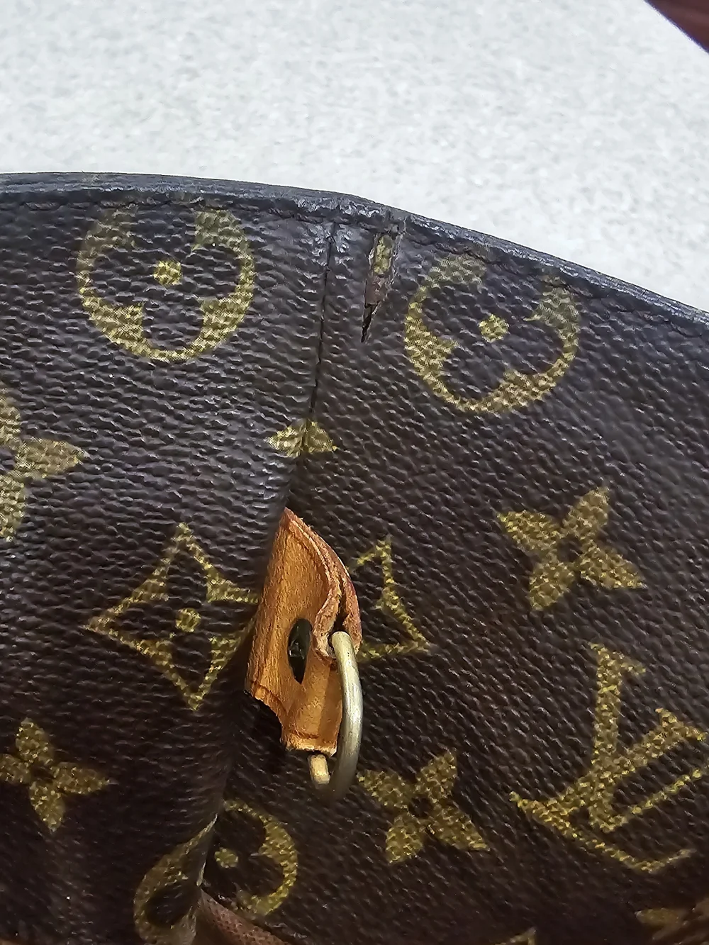 Louis Vuitton GM Monogram Canvas Tote